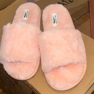 Glaze Soft Blush Furry Slippers